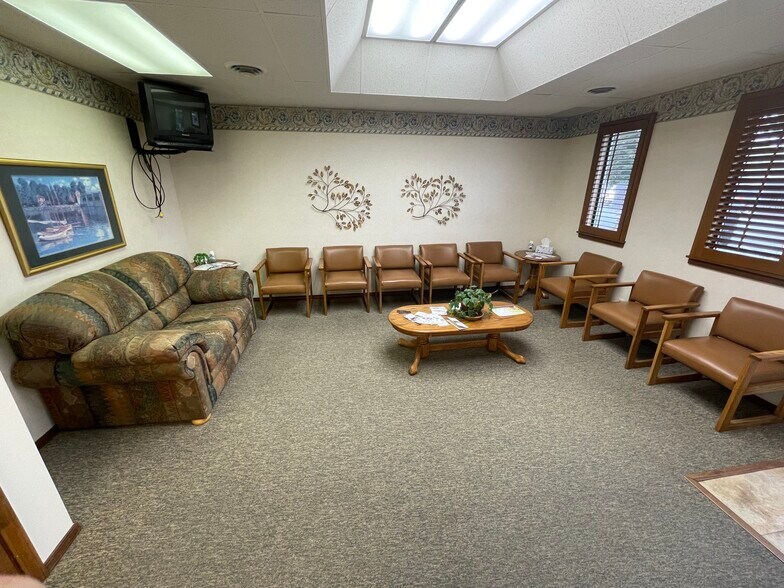 More Photos Of 496 Shoup Ave W, Twin Falls Office For Lease