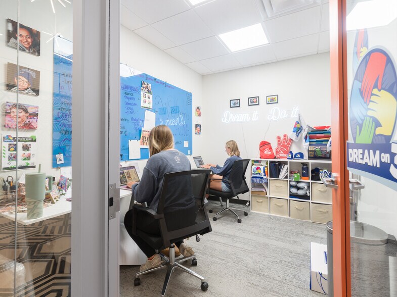 More Photos Of 1630 Welton St, Denver Coworking Space
