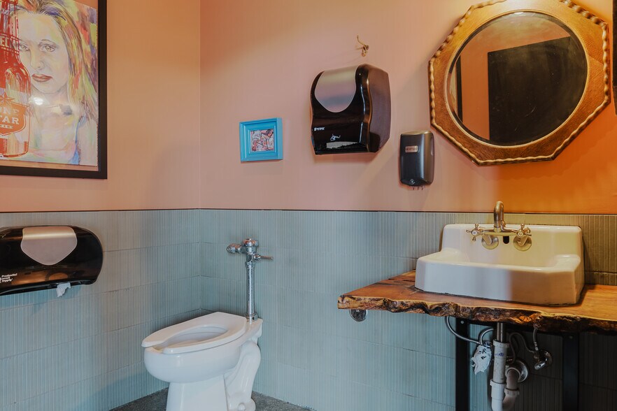 More Photos Of 15410 White Fawn Dr, San Antonio Fast Food For Sale