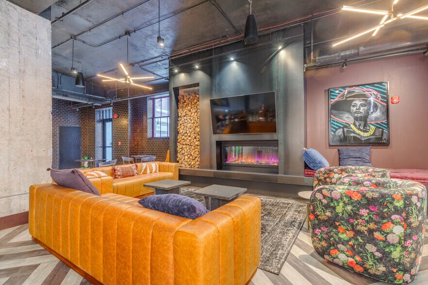 More Photos Of 2650 Locust St, Saint Louis Apartments For Lease