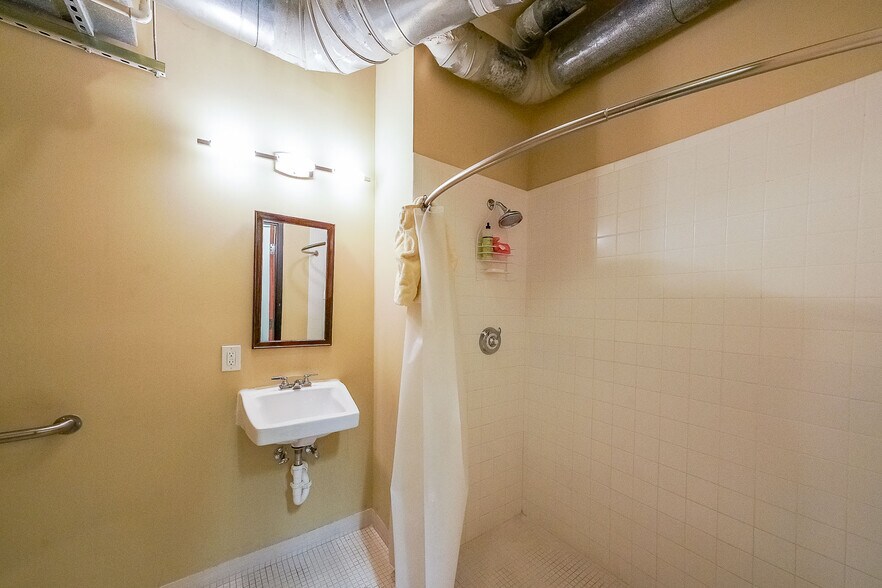 More Photos Of 319 Atlanta St, Marietta Office For Sale