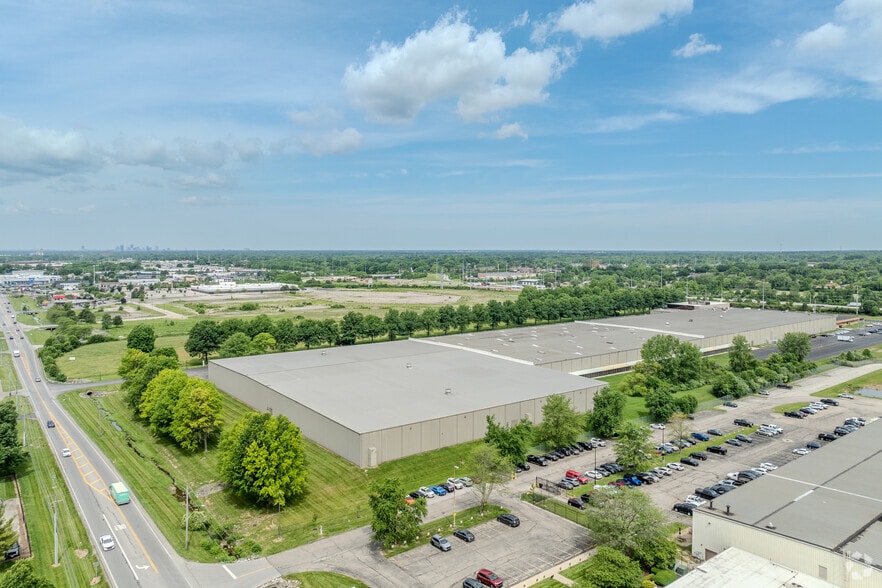 More Photos Of 6606 Tussing Rd, Reynoldsburg Warehouse For Lease