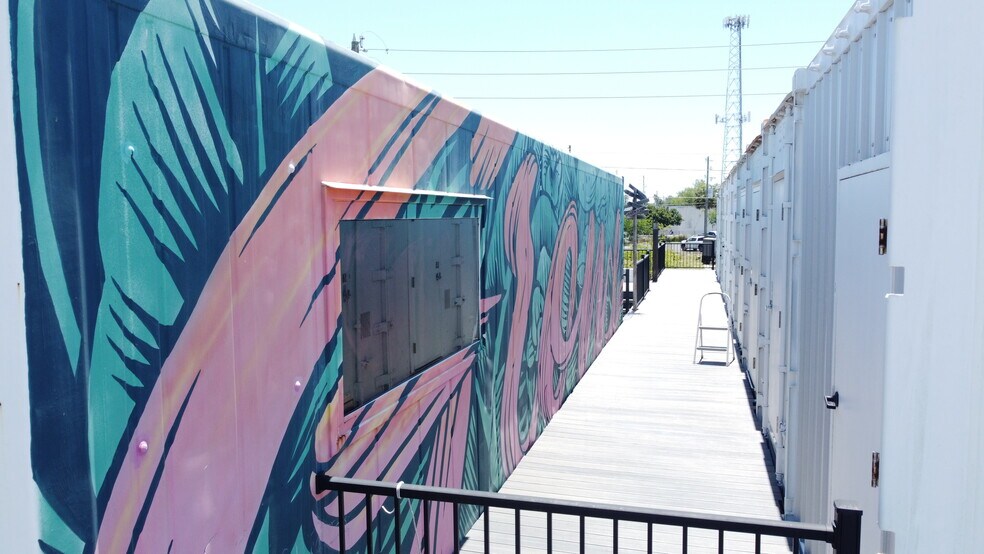 More Photos Of 199 20th St S, Saint Petersburg Industrial For Sale