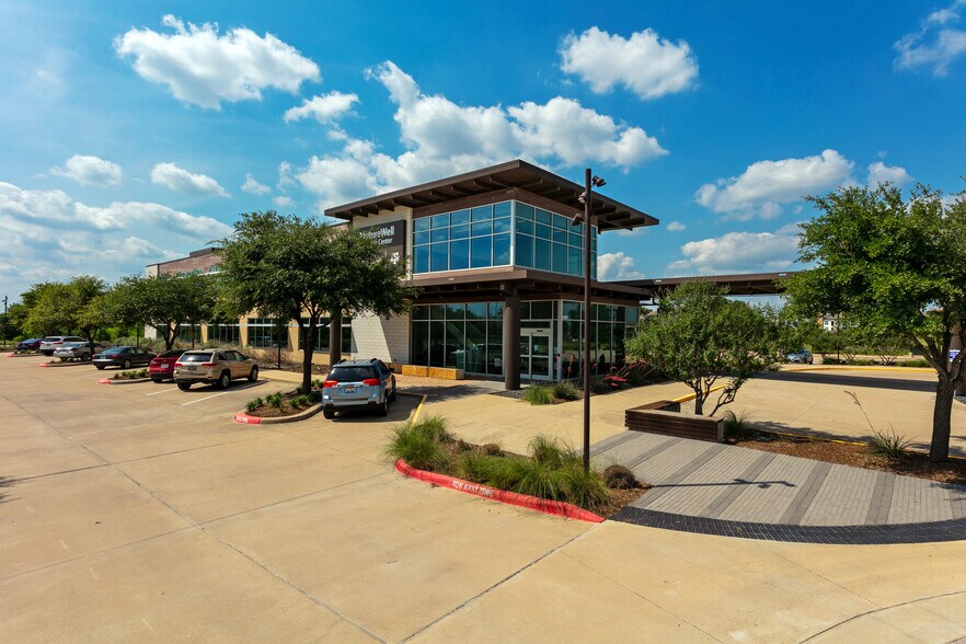 More Photos Of 3989 N Shore Dr, Bryan Medical For Lease