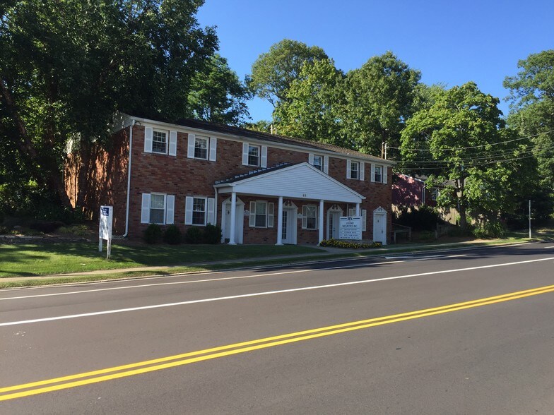 More Photos Of 85 Echo Ave, Miller Place Office For Lease