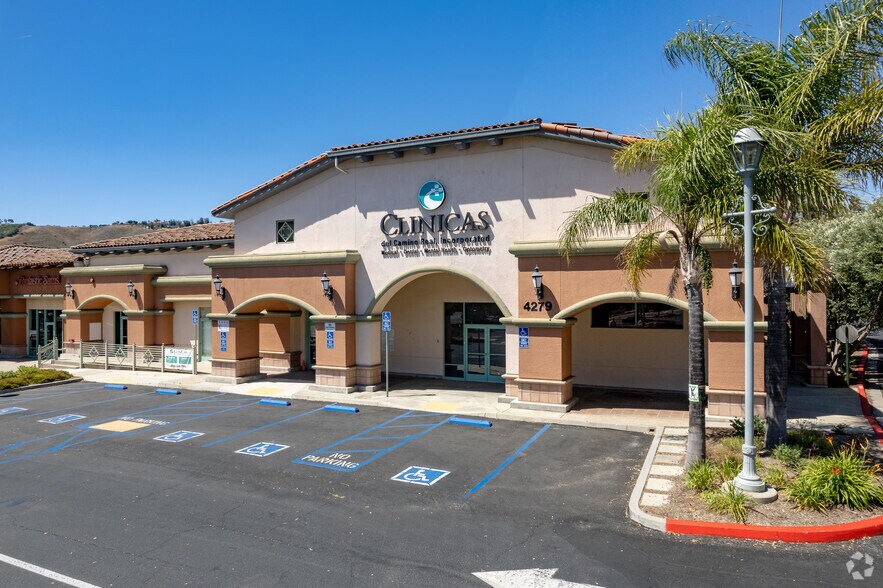 More Photos Of 4201-4279 Tierra Rejada Rd, Moorpark Unknown For Lease