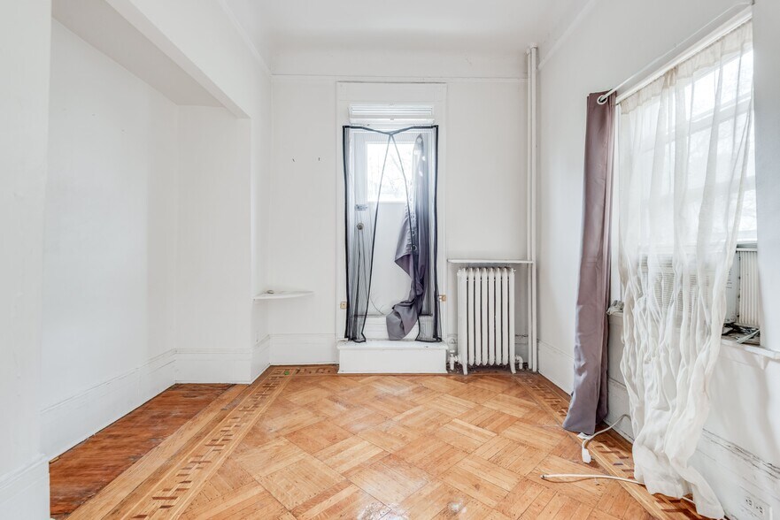 More Photos Of 324 Park Pl, Brooklyn Apartments For Sale