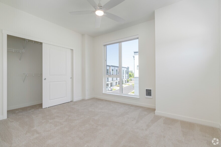 More Photos Of 3405 SE Reed Dr, Hillsboro Apartments For Lease