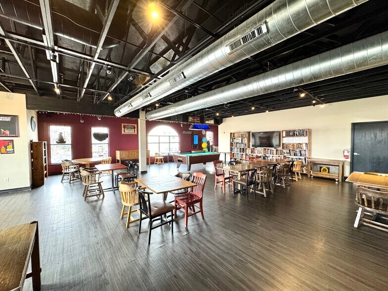 More Photos Of 201 E Custer St, Laramie Restaurant For Sale