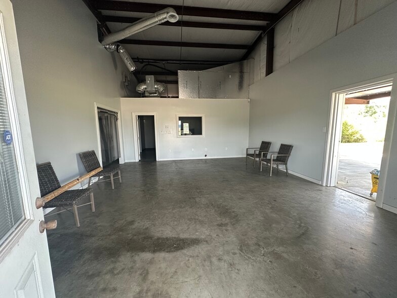 More Photos Of 12630 US-59, Splendora Industrial For Lease