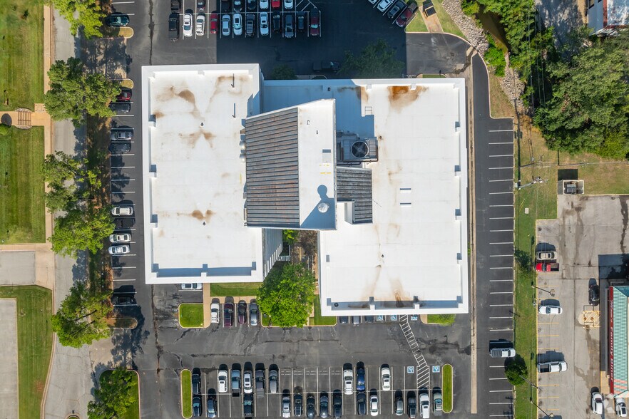 More Photos Of 5314 S Yale Ave, Tulsa Office For Lease