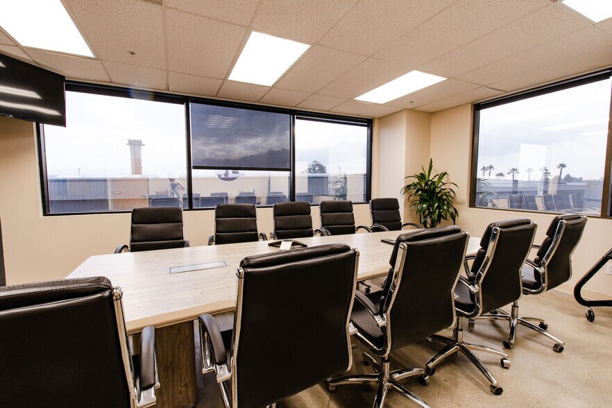 More Photos Of 3355 E Spring St, Long Beach Office For Lease
