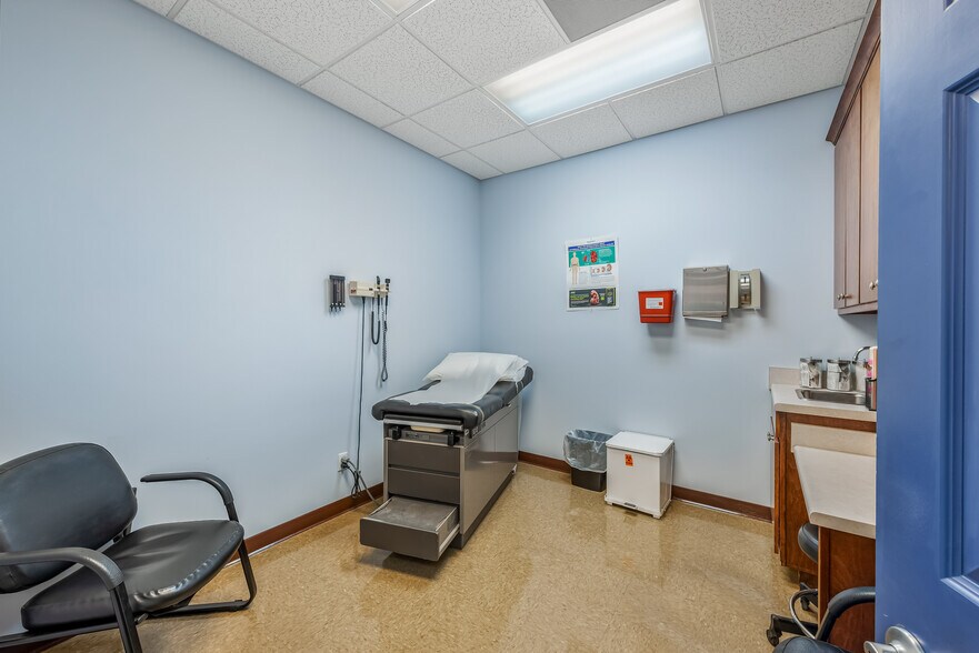 More Photos Of 2202 Jordan Rd SW, Fort Payne Medical For Sale