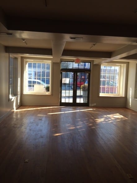 More Photos Of 116 W Washington St, Middleburg Office For Lease