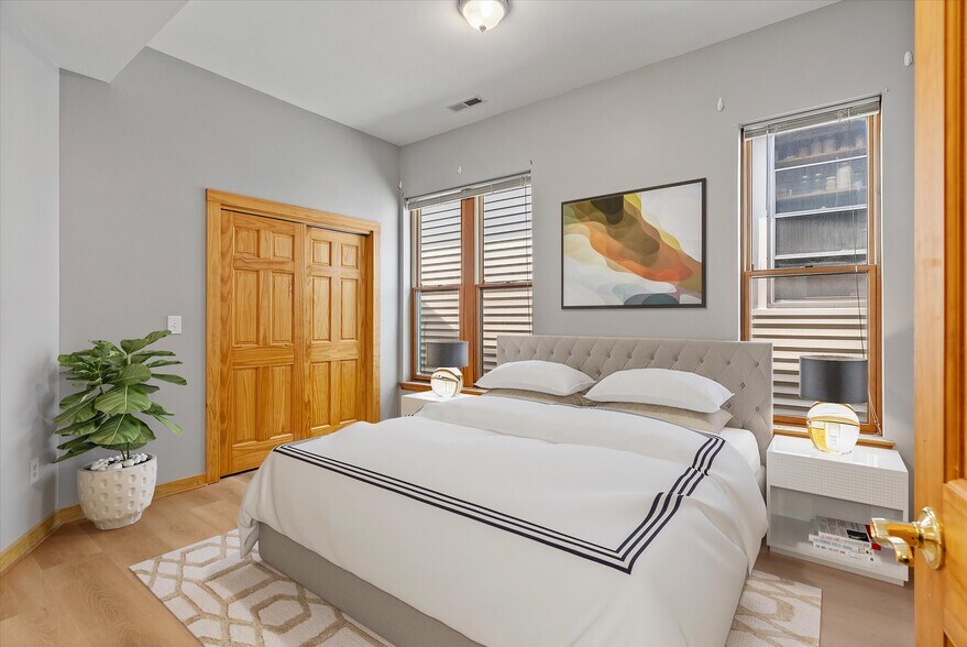 More Photos Of 2600-2604 N Booth St, Milwaukee Storefront Retail Residential For Sale