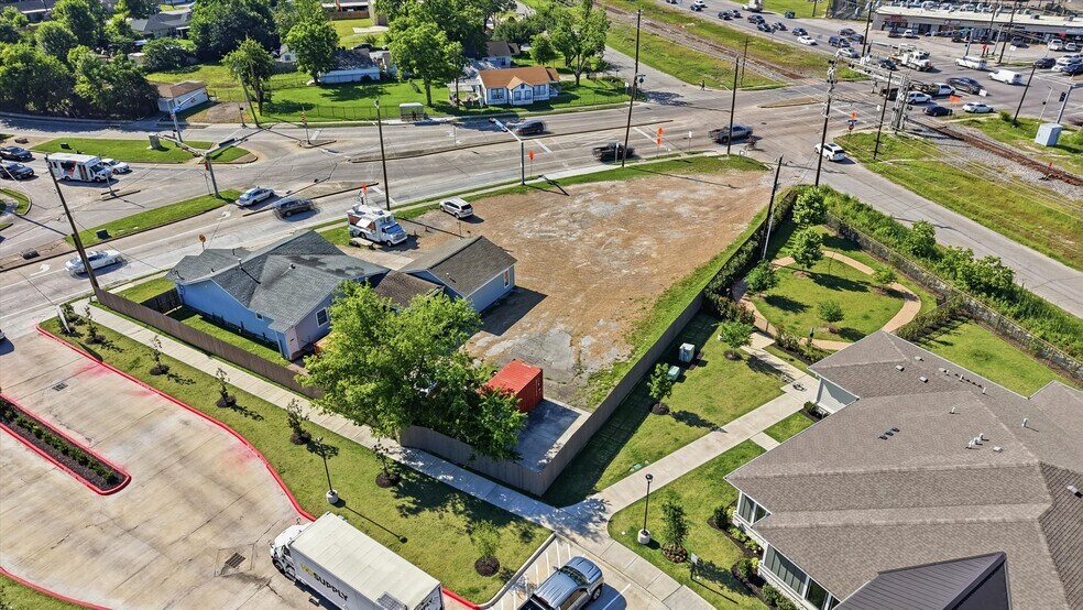 More Photos Of 2110 Antoine Dr, Houston Freestanding For Sale