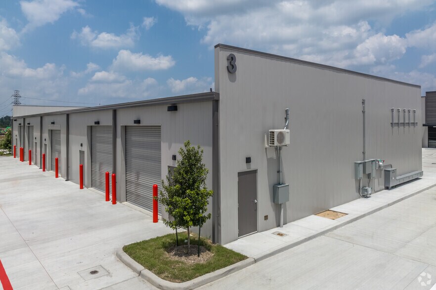 More Photos Of 22525 Hufsmith - Kohrville Rd, Tomball Flex For Lease