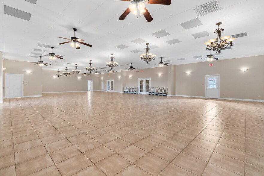 More Photos Of 2692 Highway 105 W, Navasota Sports And Entertainment For Sale