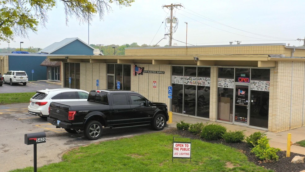 More Photos Of 5400 Antioch Dr, Merriam Flex For Sale