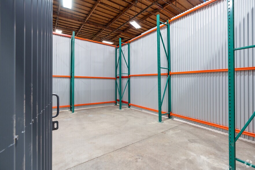 More Photos Of 233 E Harris Ave, South San Francisco Manufacturing For Lease