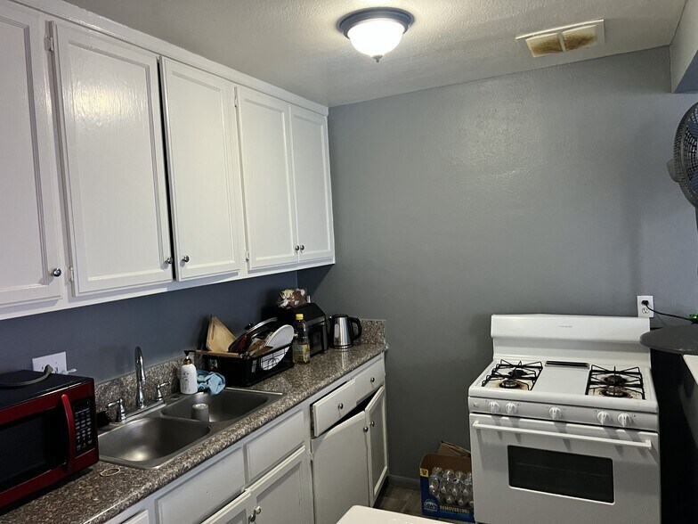 More Photos Of 10791 Palma Vista Ave, Garden Grove Apartments For Sale