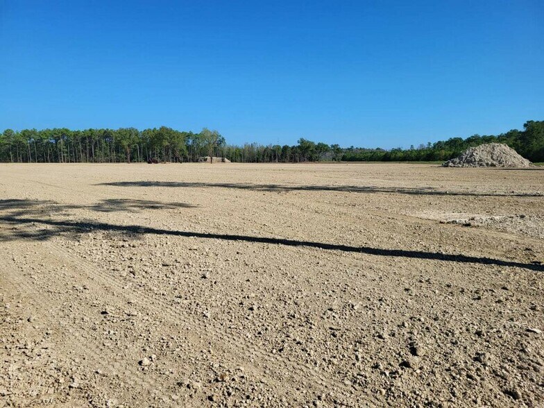 More Photos Of 8530 Major Dr, Beaumont Land For Lease