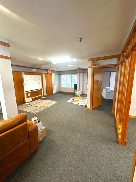 More Photos Of 45 Pond St, Norwell Office For Lease