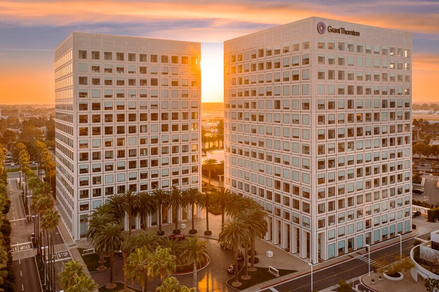 Primary Photo Of 4685 MacArthur Ct, Newport Beach Office For Lease