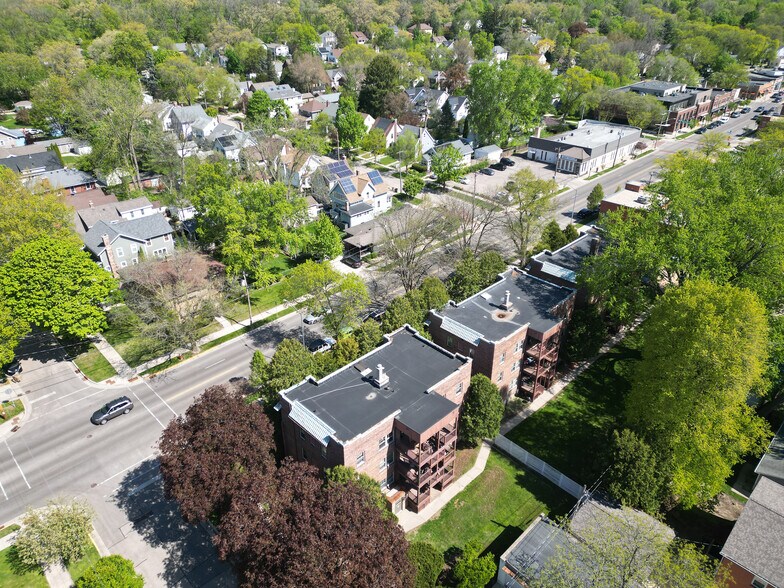 More Photos Of 2821 Monroe St, Madison Apartments For Sale