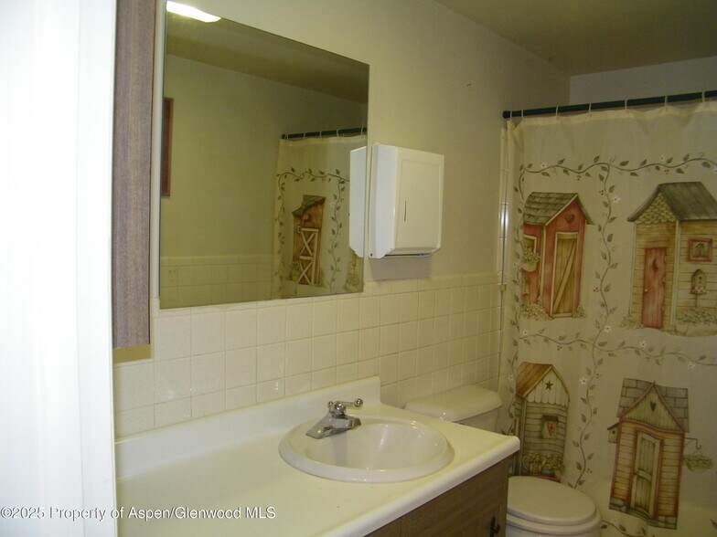 More Photos Of 758 Railroad Ave, Rifle Office For Sale