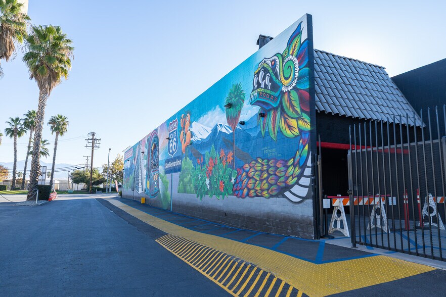 More Photos Of 1090 S Arrowhead Ave, San Bernardino Freestanding For Lease