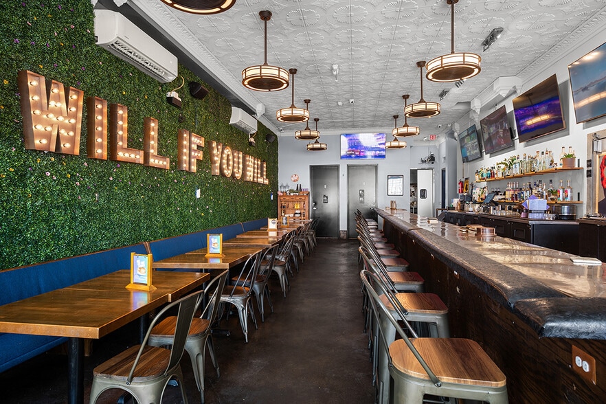 More Photos Of 4727 University Ave, San Diego Restaurant For Sale