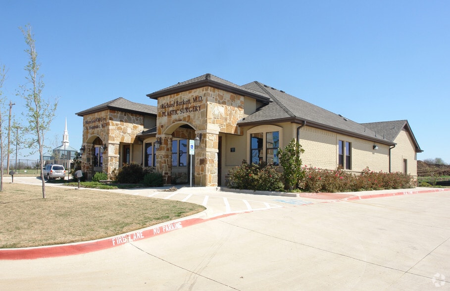 More Photos Of 1770 E Broad St, Mansfield Medical For Lease