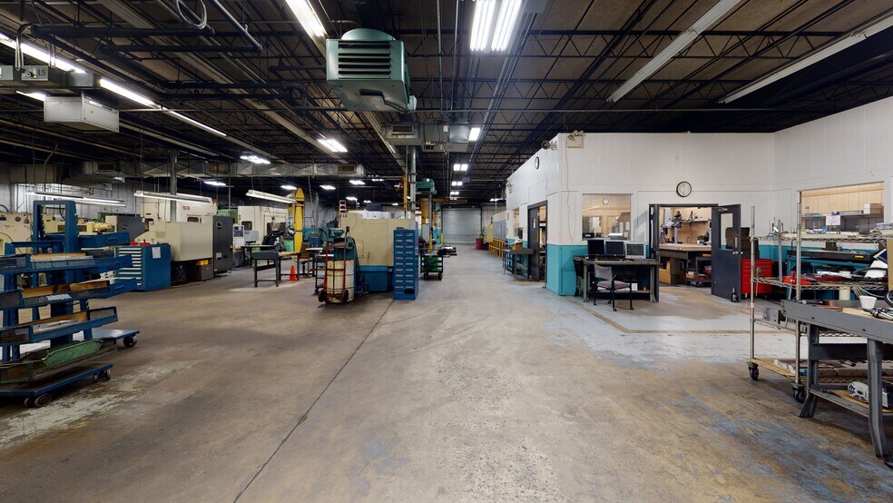 More Photos Of 1085 Industrial Blvd, Southampton Manufacturing For Sale