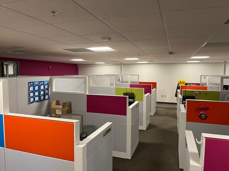 More Photos Of 784 Hercules Dr, Colchester Industrial For Sale