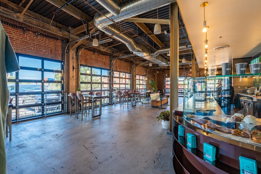 More Photos Of 515 E Grant St, Phoenix Office For Lease