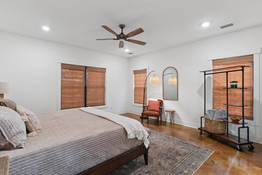 More Photos Of 8515 Old Highway 259, Waynesville Hospitality For Sale