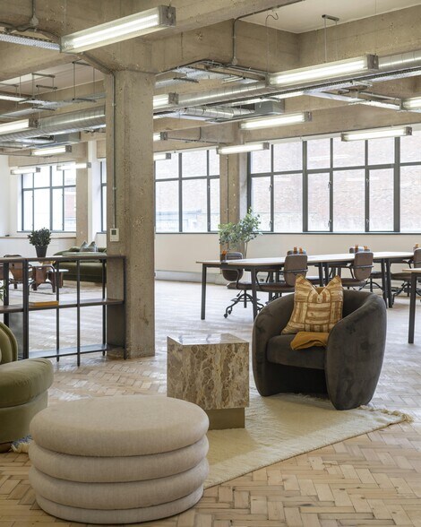 More Photos Of 15-27 Gee St, London Office Residential For Lease