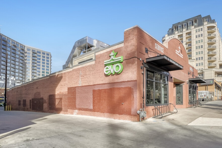 More Photos Of 845 Lincoln St, Denver Freestanding For Sale