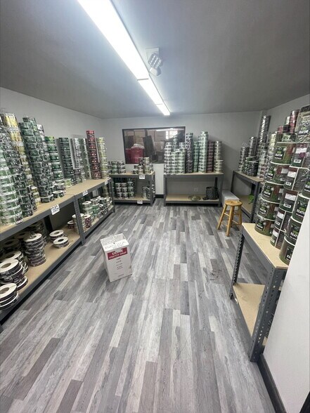 More Photos Of 2099 S Park Rd, Hallandale Manufacturing For Sale