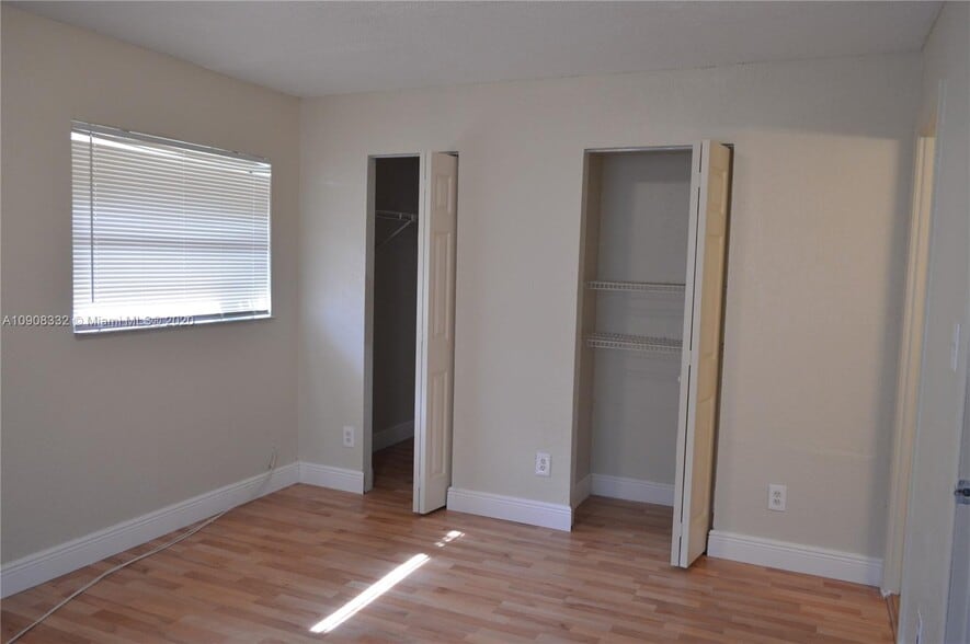 More Photos Of 1741 SW 40th Ter, Fort Lauderdale Apartments For Sale