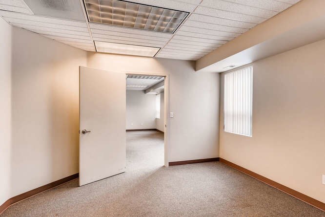 More Photos Of 2 Oakwood Park, Castle Rock Medical For Lease