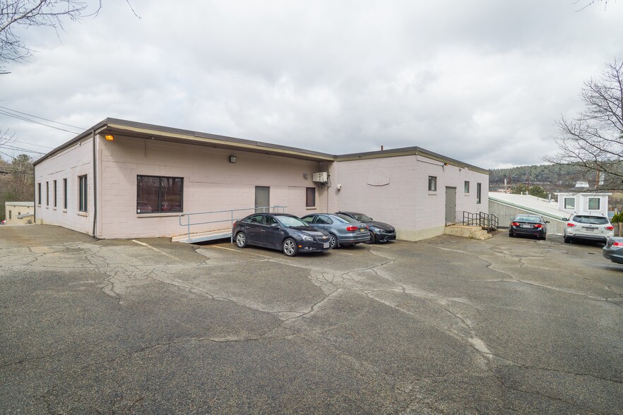 More Photos Of 20 Fox Rd, Waltham Office For Lease