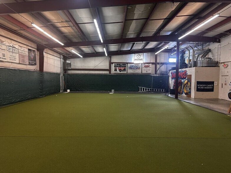 More Photos Of 421 N 24th St, Billings Warehouse For Lease