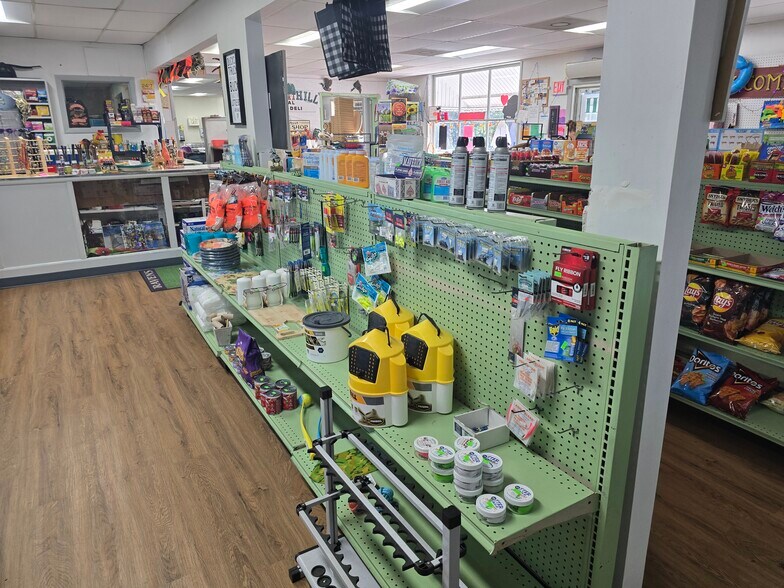 More Photos Of 20835 Nanticoke Rd, Bivalve Convenience Store For Sale