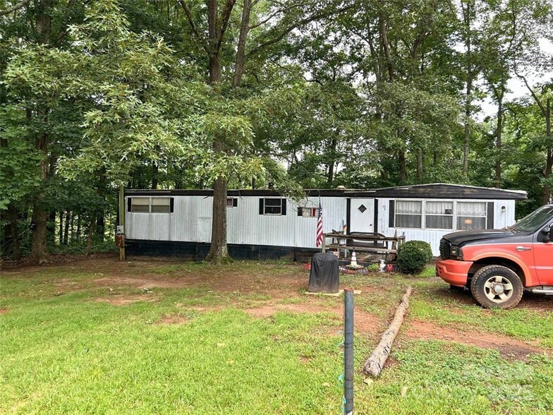More Photos Of 301-305 Turner St, Lincolnton Manufactured Housing Mobile Home Park For Sale