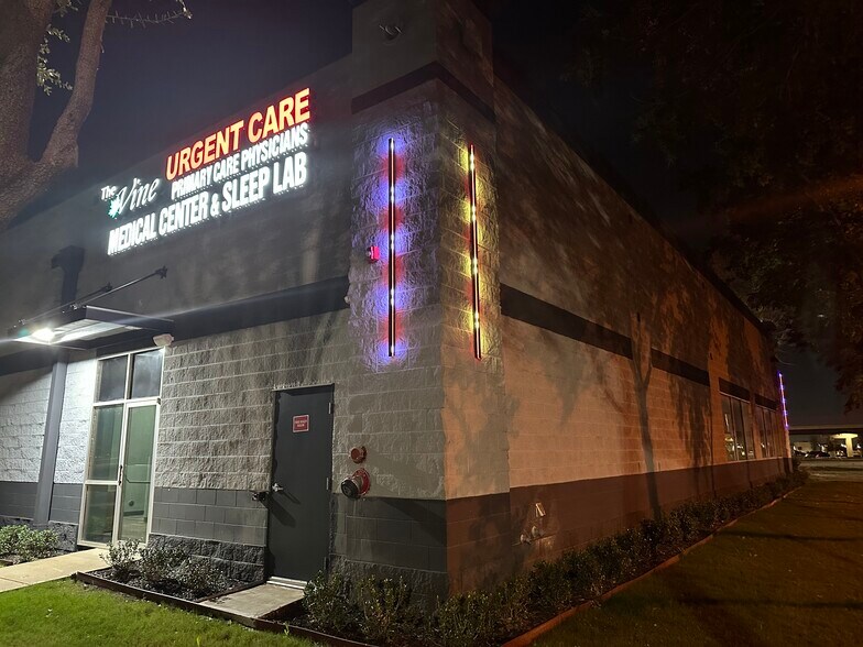 More Photos Of 1661 Eastchase Pkwy, Fort Worth Medical For Lease