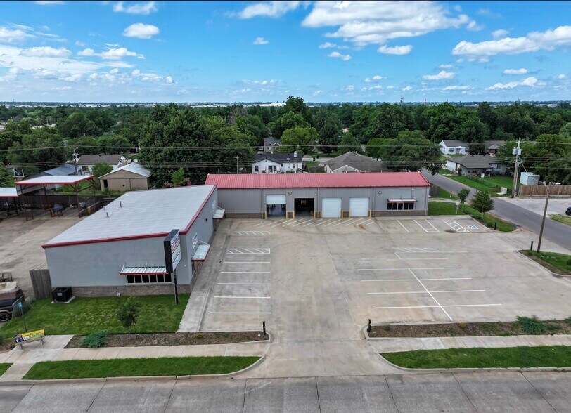 More Photos Of , Oklahoma City General Retail For Sale