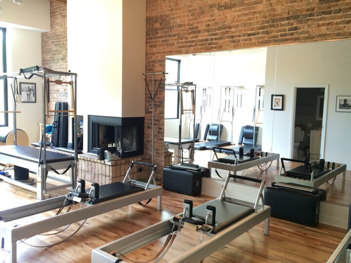 More Photos Of 1113 W Armitage Ave, Chicago Storefront Retail Office For Lease