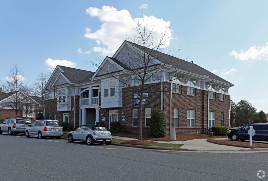Primary Photo Of 705-711 Peninsula Dr, Davidson Office For Lease